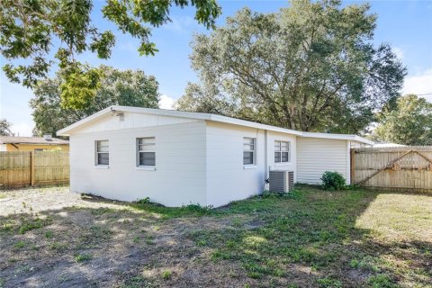 Casa en alquiler en Tampa, Florida, 3 dormitorios, 106.47 m2 № 1853259 - foto 14