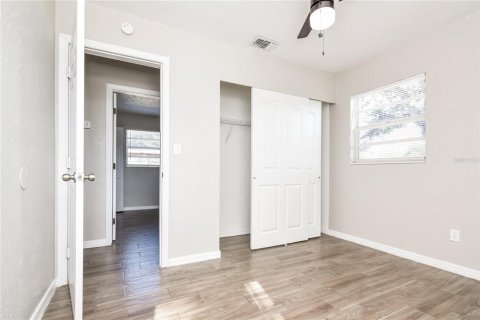 Casa en alquiler en Tampa, Florida, 3 dormitorios, 106.47 m2 № 1853259 - foto 10