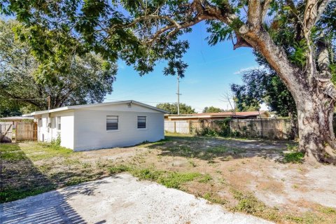 Casa en alquiler en Tampa, Florida, 3 dormitorios, 106.47 m2 № 1853259 - foto 15