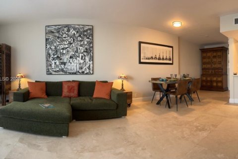 Condominio en alquiler en Miami Beach, Florida, 1 dormitorio, 77.76 m2 № 2017838 - foto 2