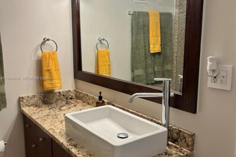 Condominio en alquiler en Miami Beach, Florida, 1 dormitorio, 77.76 m2 № 2017838 - foto 7