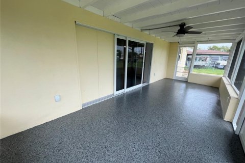 Casa en alquiler en Port Charlotte, Florida, 2 dormitorios, 102.47 m2 № 1771581 - foto 21