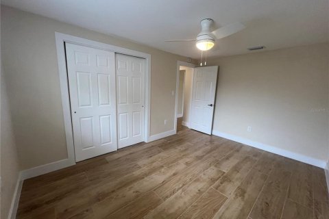 Casa en alquiler en Port Charlotte, Florida, 2 dormitorios, 102.47 m2 № 1771581 - foto 8