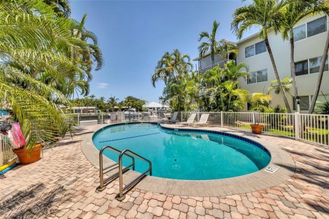 Condominio en venta en Fort Lauderdale, Florida, 2 dormitorios, 90.77 m2 № 2190176 - foto 25