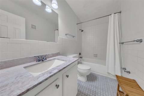 Condominio en venta en Fort Lauderdale, Florida, 2 dormitorios, 90.77 m2 № 2190176 - foto 22