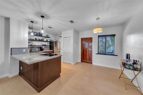 Condominio en venta en Fort Lauderdale, Florida, 2 dormitorios, 90.77 m2 № 2190176 - foto 9