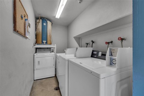 Condominio en venta en Fort Lauderdale, Florida, 2 dormitorios, 90.77 m2 № 2190176 - foto 29