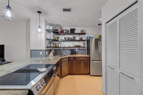 Condominio en venta en Fort Lauderdale, Florida, 2 dormitorios, 90.77 m2 № 2190176 - foto 12