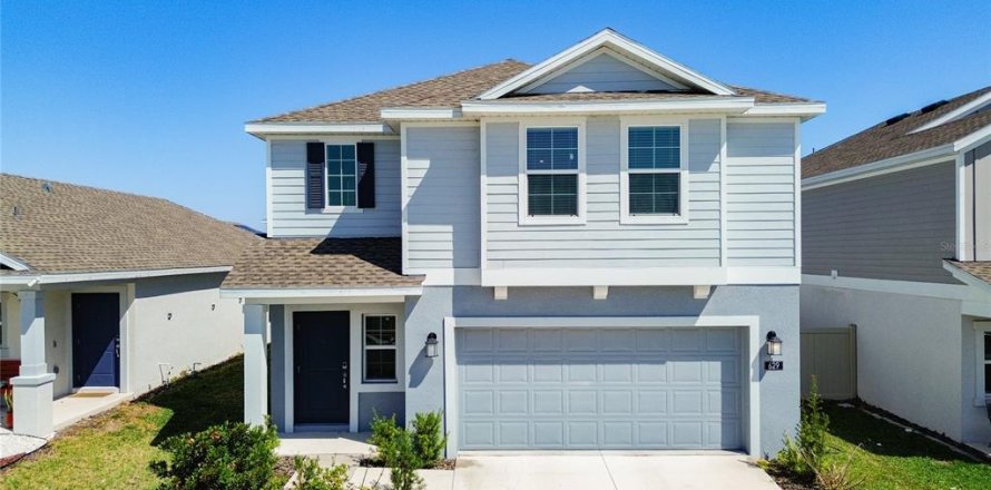 House in Haines City, Florida 4 bedrooms, 190.26 sq.m. № 2197333