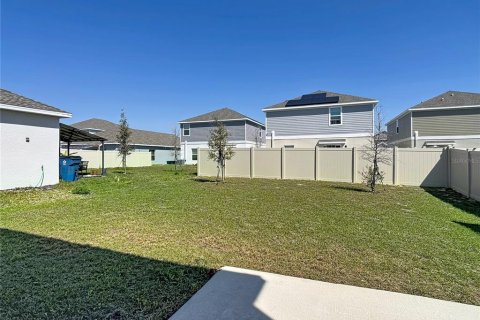 House in Haines City, Florida 4 bedrooms, 190.26 sq.m. № 2197333 - photo 18