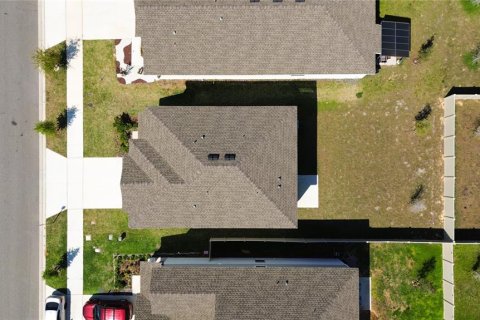 House in Haines City, Florida 4 bedrooms, 190.26 sq.m. № 2197333 - photo 17