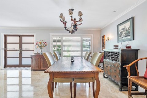 Villa ou maison à vendre à South Miami, Floride: 4 chambres, 257.99 m2 № 1931406 - photo 10