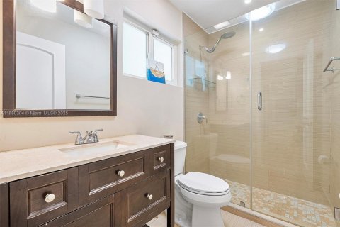 Villa ou maison à vendre à South Miami, Floride: 4 chambres, 257.99 m2 № 1931406 - photo 28