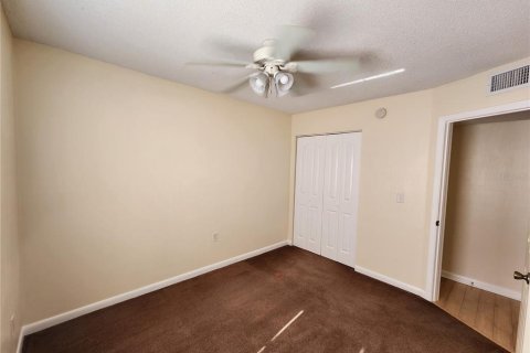 Condominio en alquiler en Gainesville, Florida, 3 dormitorios, 128.58 m2 № 2151262 - foto 25