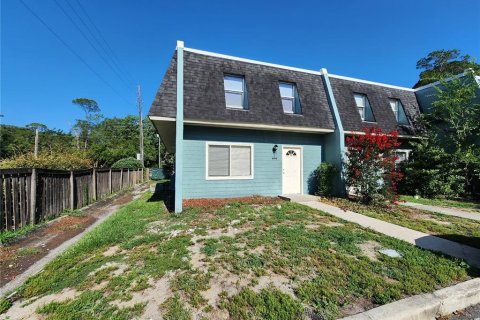 Condominio en alquiler en Gainesville, Florida, 3 dormitorios, 128.58 m2 № 2151262 - foto 2
