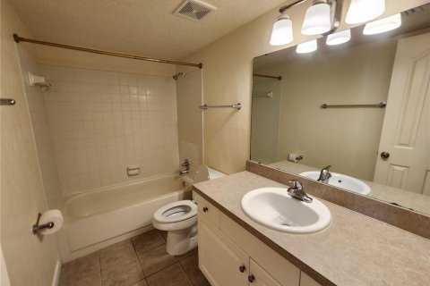 Condominio en alquiler en Gainesville, Florida, 3 dormitorios, 128.58 m2 № 2151262 - foto 28
