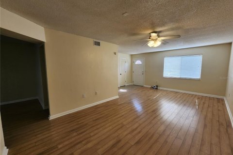 Condominio en alquiler en Gainesville, Florida, 3 dormitorios, 128.58 m2 № 2151262 - foto 17