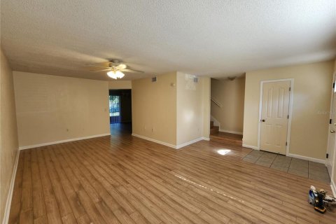 Condominio en alquiler en Gainesville, Florida, 3 dormitorios, 128.58 m2 № 2151262 - foto 18
