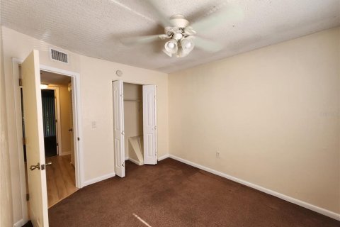 Condominio en alquiler en Gainesville, Florida, 3 dormitorios, 128.58 m2 № 2151262 - foto 23