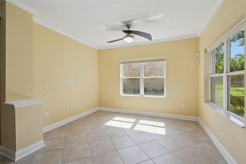 House in Clermont, Florida 4 bedrooms, 274.99 sq.m. № 2302487 - photo 15