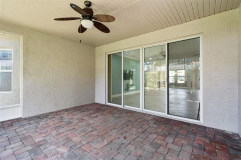 House in Clermont, Florida 4 bedrooms, 274.99 sq.m. № 2302487 - photo 29