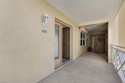 Condo in Punta Gorda, Florida, 3 bedrooms  № 2166304 - photo 17