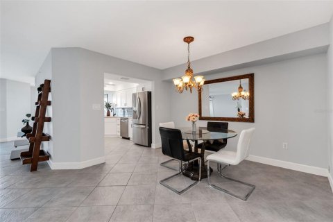 Condo in Punta Gorda, Florida, 3 bedrooms  № 2166304 - photo 13