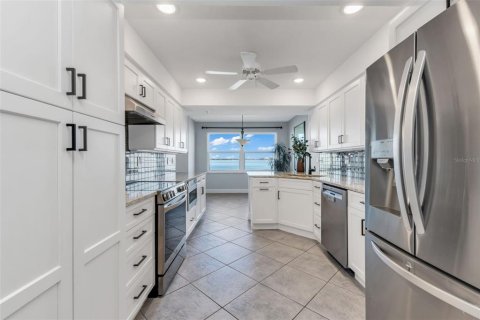 Condo in Punta Gorda, Florida, 3 bedrooms  № 2166304 - photo 3