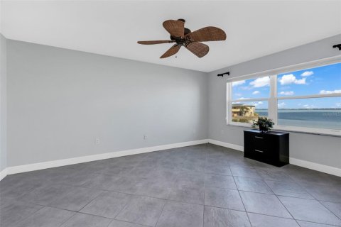 Condo in Punta Gorda, Florida, 3 bedrooms  № 2166304 - photo 4