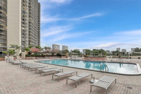 Condominio en venta en Aventura, Florida, 1 dormitorio, 84.82 m2 № 1865421 - foto 28