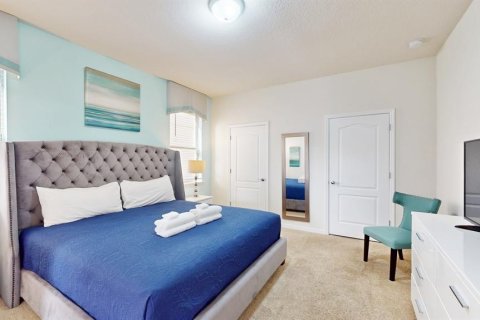 Villa ou maison à vendre à Kissimmee, Floride: 8 chambres, 375.42 m2 № 1242643 - photo 11