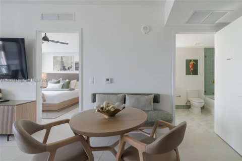 Condominio en venta en Miami, Florida, 1 dormitorio № 1956518 - foto 9