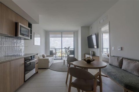 Condominio en venta en Miami, Florida, 1 dormitorio № 1956518 - foto 11