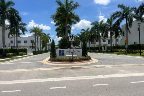 Touwnhouse à vendre à Doral, Floride: 4 chambres, 176.05 m2 № 2184253 - photo 17