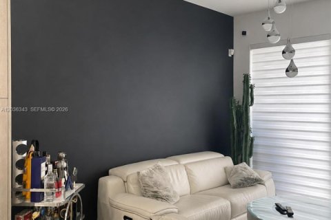 Touwnhouse à vendre à Doral, Floride: 4 chambres, 176.05 m2 № 2184253 - photo 9