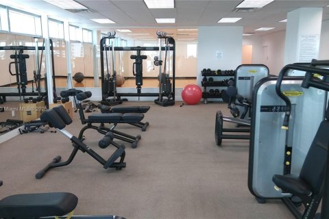 Copropriété à louer à North Bay Village, Floride: 2 chambres, 100.89 m2 № 1921276 - photo 20