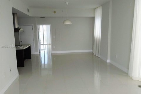 Copropriété à louer à North Bay Village, Floride: 2 chambres, 100.89 m2 № 1921276 - photo 2