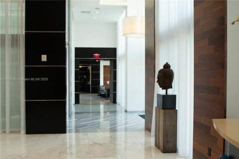 Copropriété à louer à North Bay Village, Floride: 2 chambres, 100.89 m2 № 1921276 - photo 16