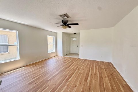 Casa en alquiler en Riverview, Florida, 4 dormitorios, 200.11 m2 № 2103382 - foto 6