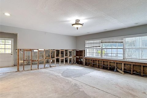 Villa ou maison à vendre à Tampa, Floride: 4 chambres, 237.83 m2 № 1776899 - photo 11