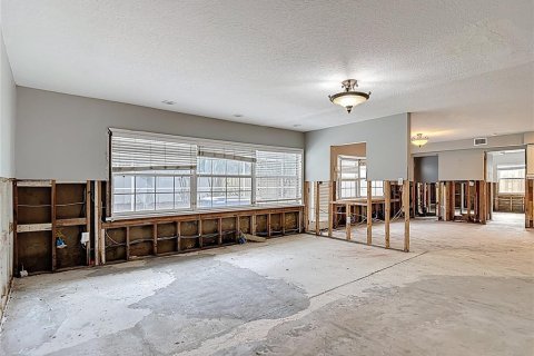 Villa ou maison à vendre à Tampa, Floride: 4 chambres, 237.83 m2 № 1776899 - photo 9