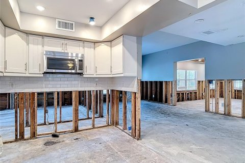 Villa ou maison à vendre à Tampa, Floride: 4 chambres, 237.83 m2 № 1776899 - photo 30