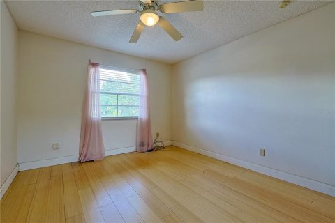 House in Ocala, Florida 3 bedrooms, 114.08 sq.m. № 1914260 - photo 14