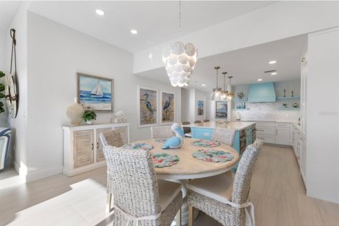 Condo in Sarasota, Florida, 2 bedrooms  № 2238667 - photo 20