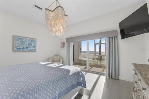 Condo in Sarasota, Florida, 2 bedrooms  № 2238667 - photo 27
