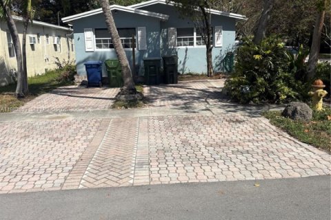 Villa ou maison à Hallandale Beach, Floride 2 chambres, 98.1 m2 № 2049835