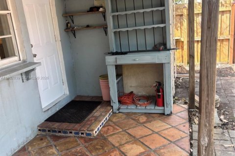 Villa ou maison à vendre à Hallandale Beach, Floride: 2 chambres, 98.1 m2 № 2049835 - photo 25