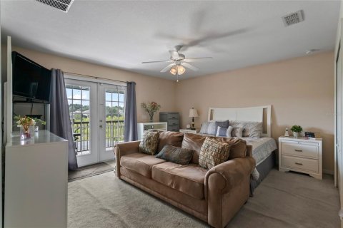 House in Davenport, Florida 5 bedrooms, 299.24 sq.m. № 1874095 - photo 20