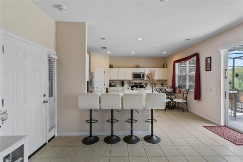 House in Davenport, Florida 5 bedrooms, 299.24 sq.m. № 1874095 - photo 10