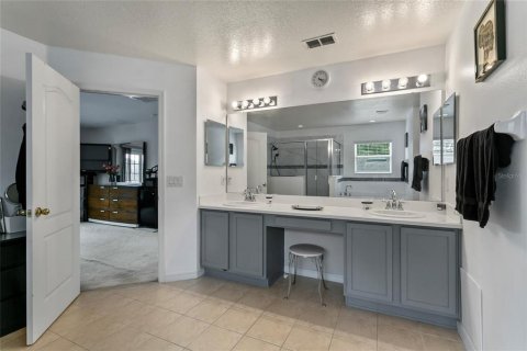 House in Davenport, Florida 5 bedrooms, 299.24 sq.m. № 1874095 - photo 19